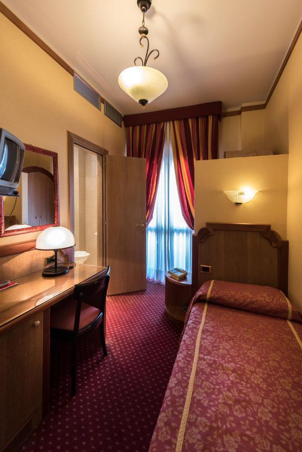 Hotel Promenade Montesilvano Marina Rom bilde