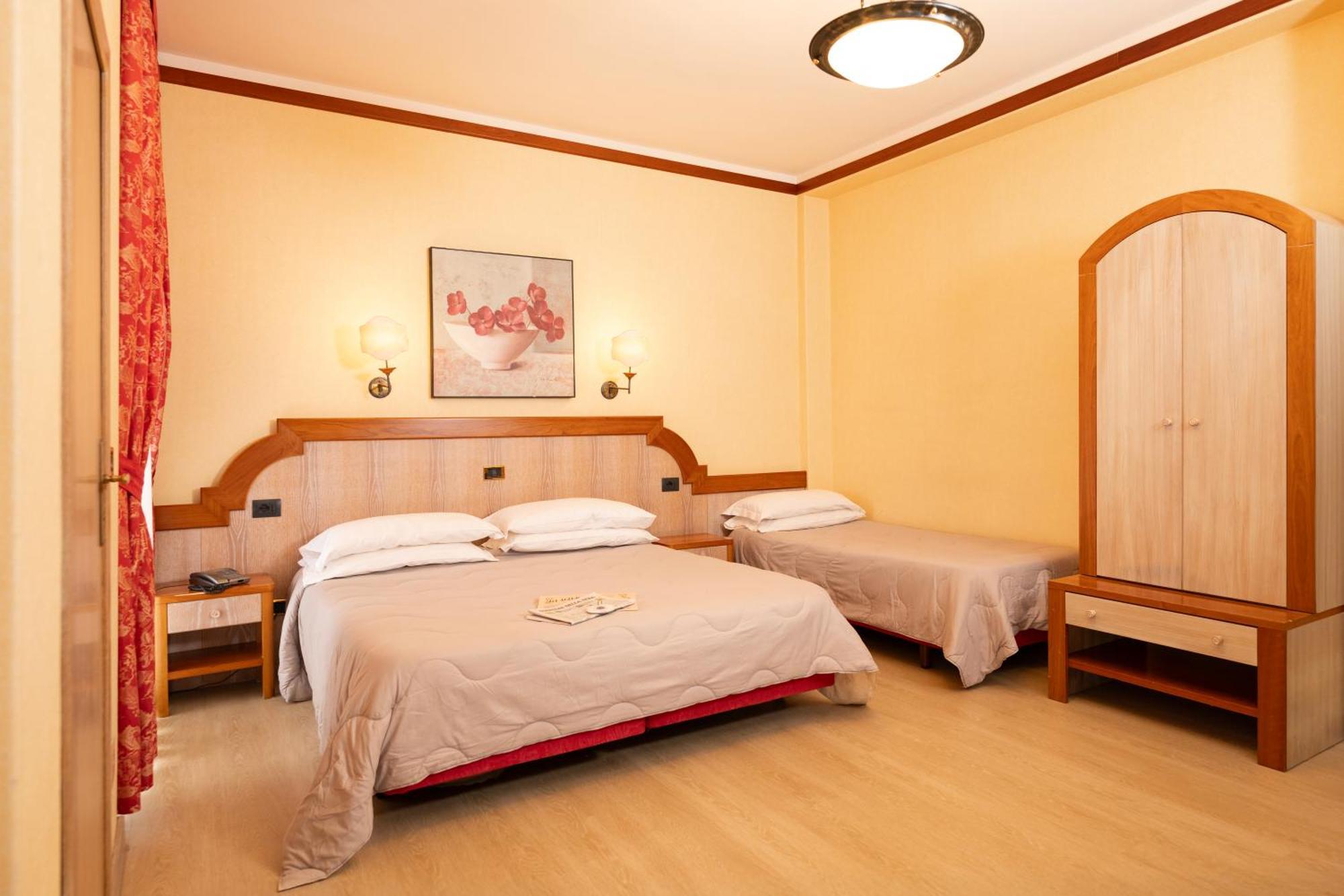 Hotel Promenade Montesilvano Marina Eksteriør bilde