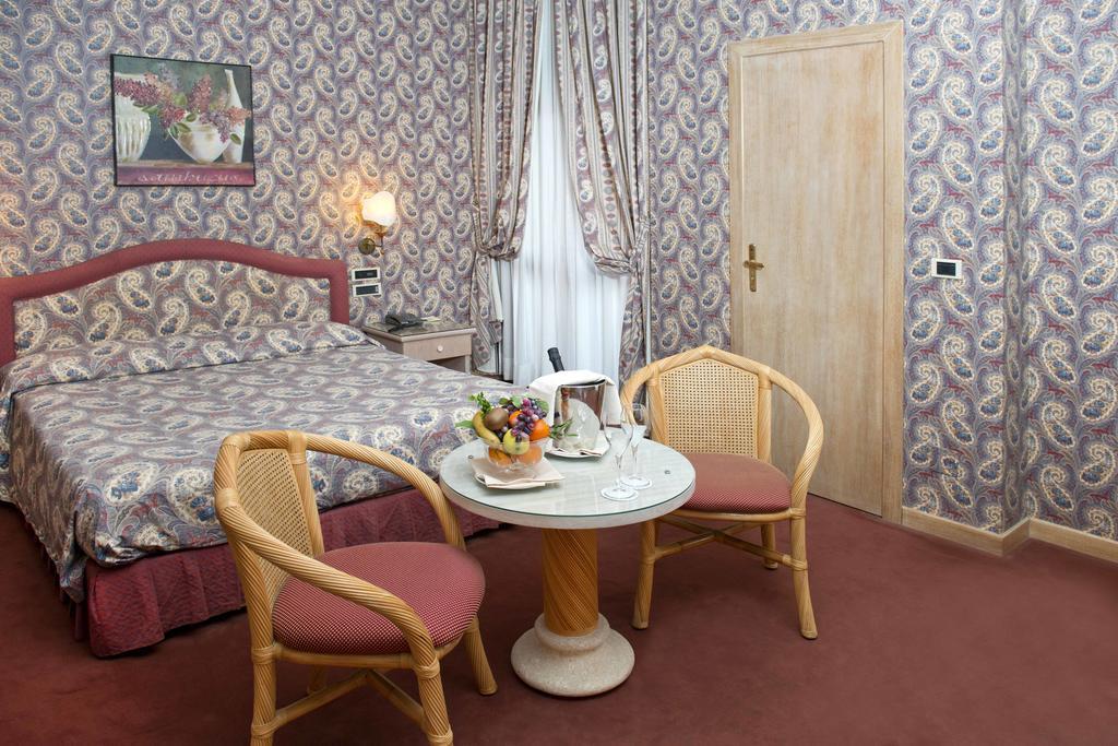 Hotel Promenade Montesilvano Marina Eksteriør bilde